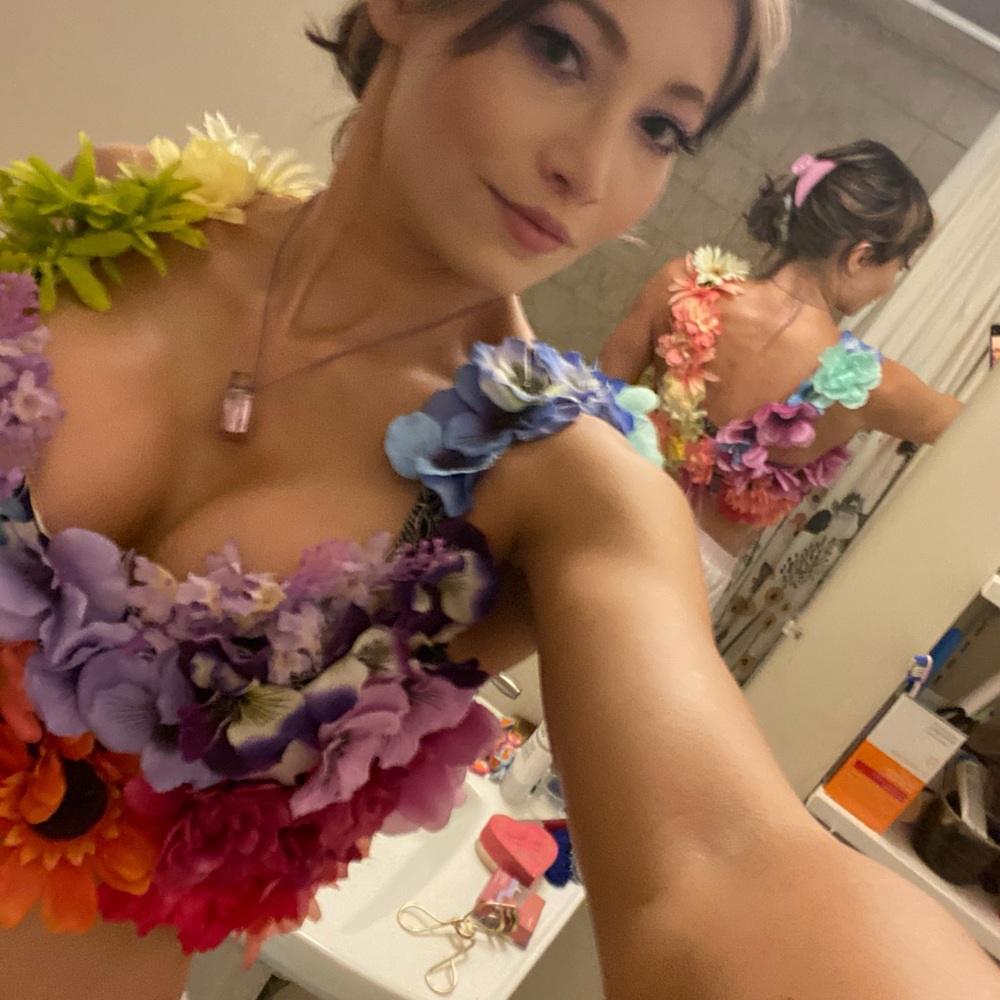 Rainbow flower top I made for pride month 🏳️‍🌈💕 size xs - Picture 4 of 4